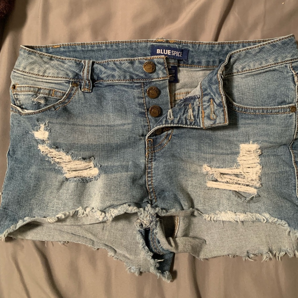 BLUE SPICE JEAN SHORTS SIZE 9
